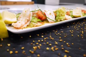 Image pour Langoustines servies sur une salade aux agrumes